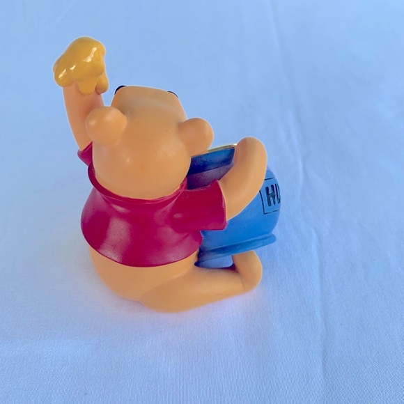 Vintage Winnie the Pooh miniature clock - Picture 4 of 7